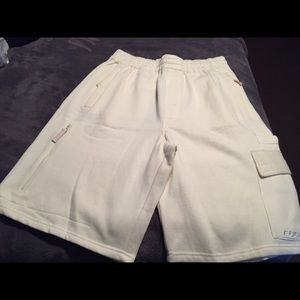 FUBU CREME SHORTS XL